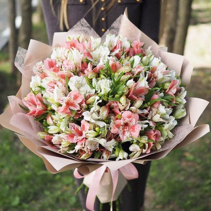 Букет альстромерий "ВАУ" в Адлере