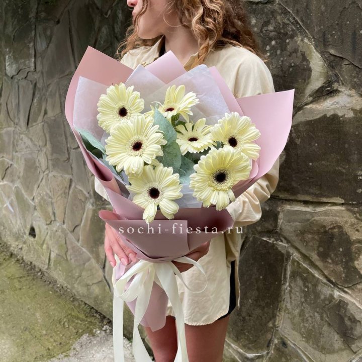 Букет голландских гербер  в Адлере