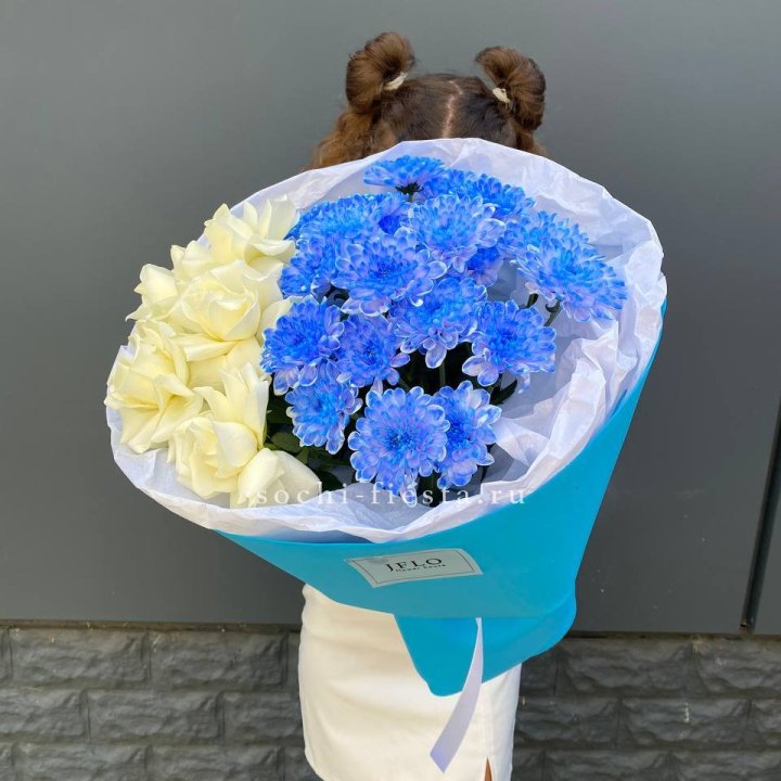 Букет сборный "Bluu" в Адлере