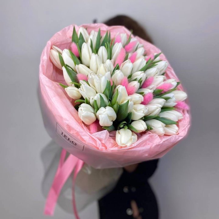 51 белый тюльпан "ROSI" с доставкой в Адлере