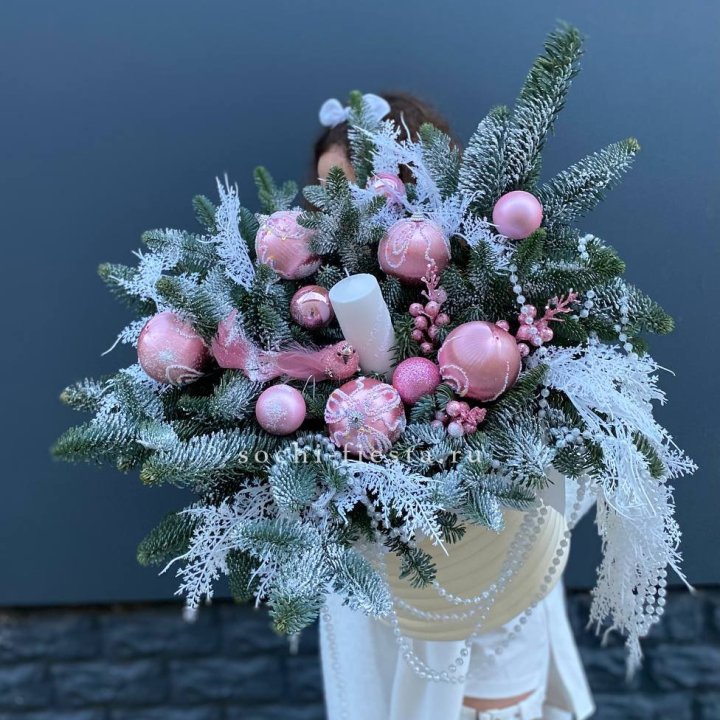 Композиция "Королева зимы" в Адлере