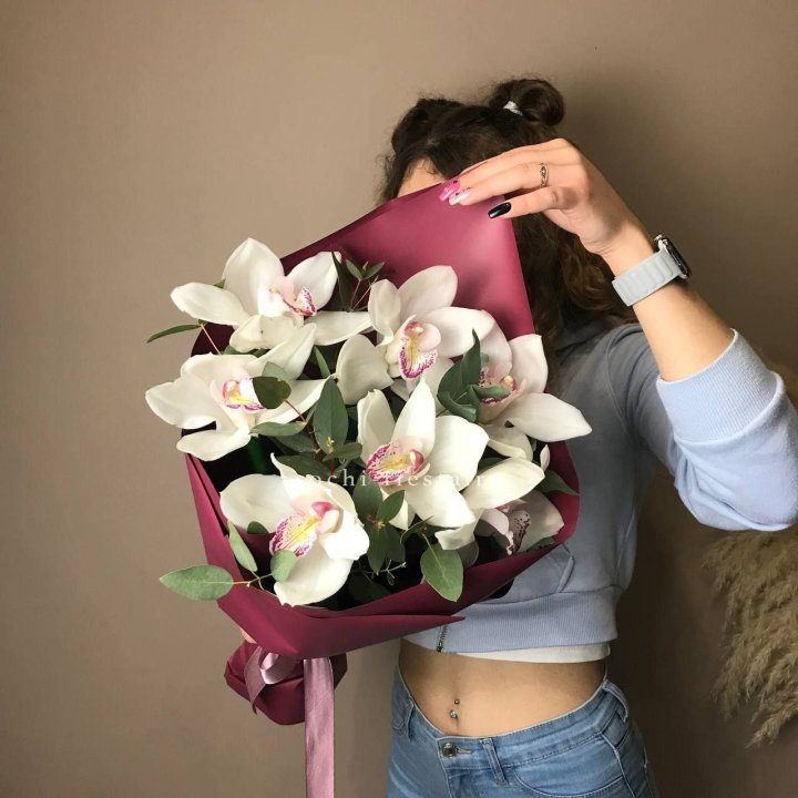Букет орхидей №1 в Адлере