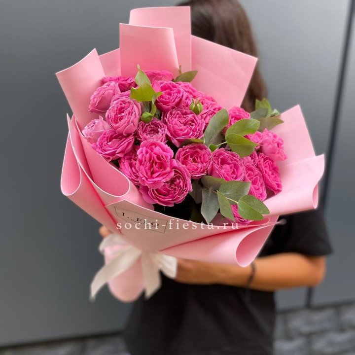 Пионовидные розы мисти баблс N.2 в Адлере