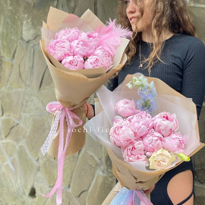 7 зефирных пионов  в Адлере