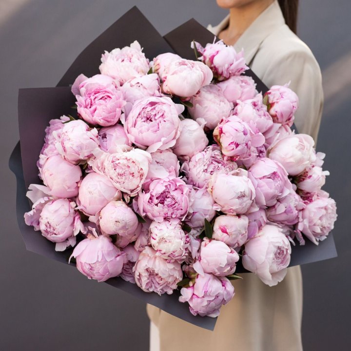 Пионы охапка в Адлере