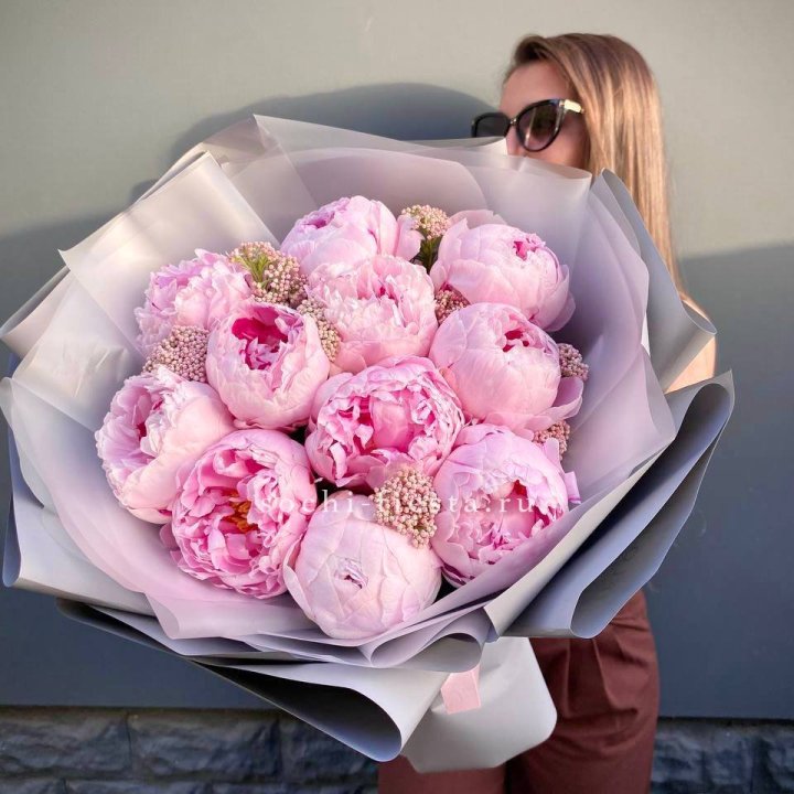 Букет с пионами "Style" в Адлере