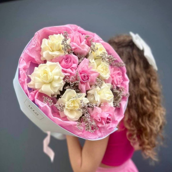 Букет "Malvaviscos" в Адлере