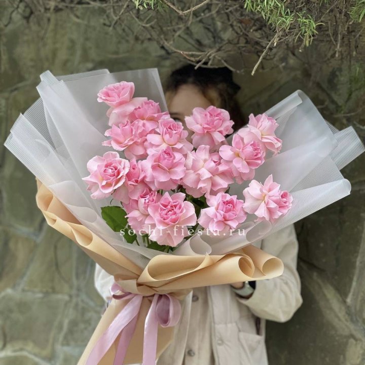 Букет из 15 французских роз Pink Dream в Адлере