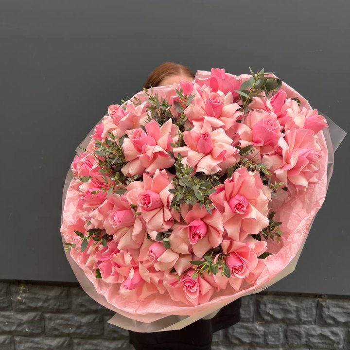  25 розовых французских роз в Адлере