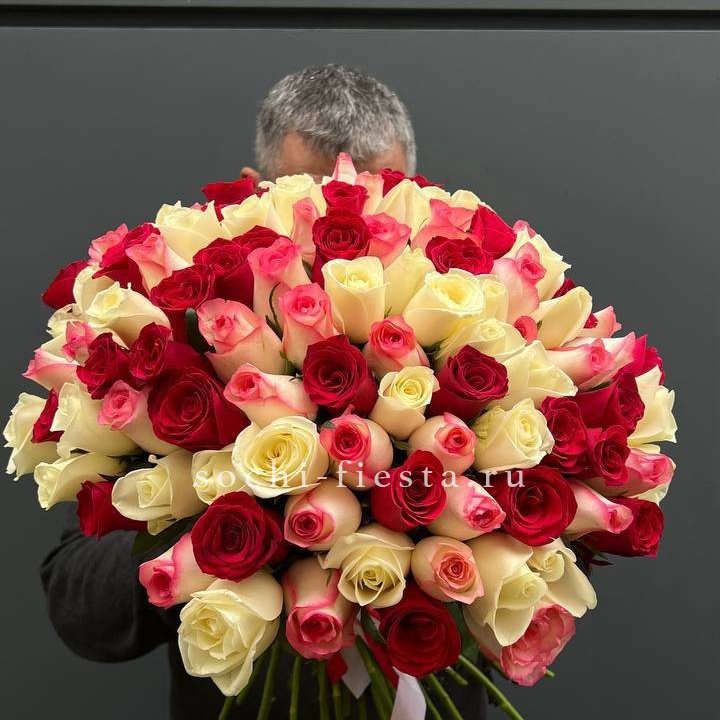 101 разноцветная роза Джули в Адлере