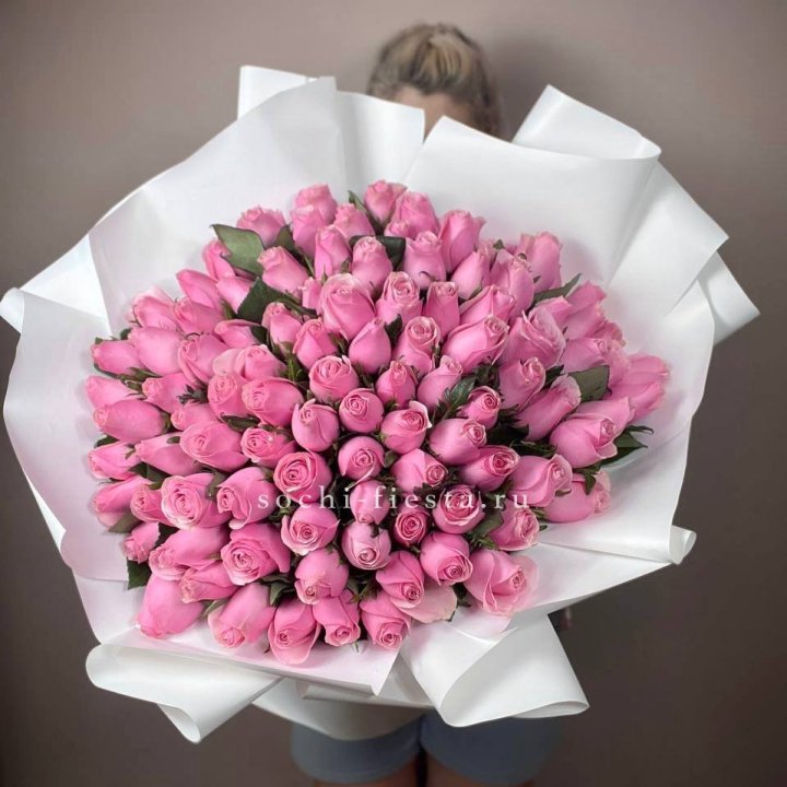 101 роза селеб в Адлере