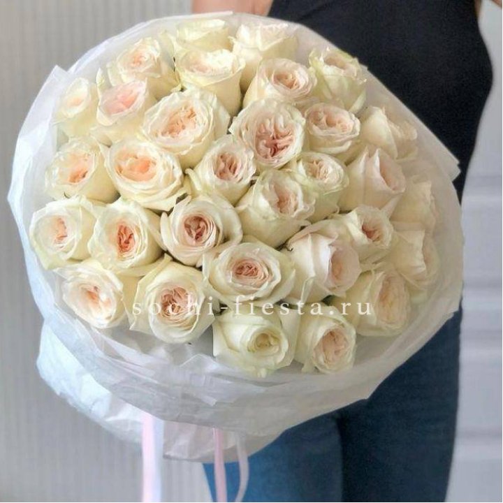 35 роз Охара в Адлере