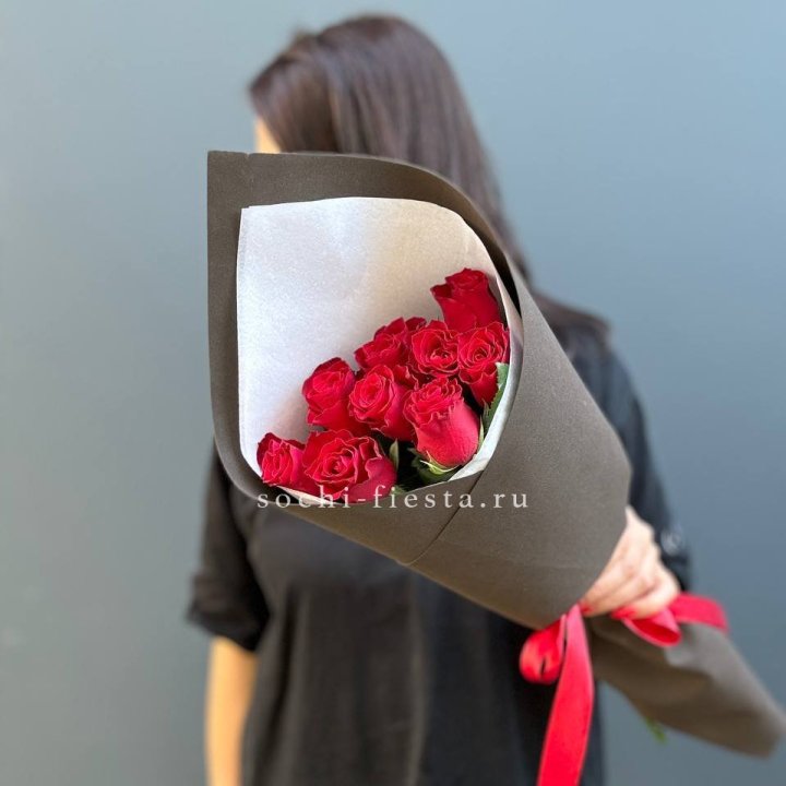 9 красных роз в фоамиране в Адлере