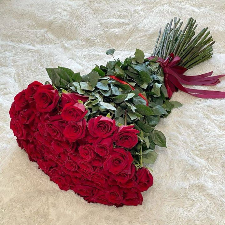 51 роза эквадор с доставкой в Адлере