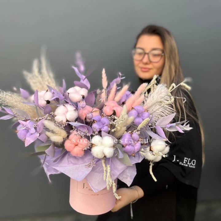 Авторский бокс с сухоцветами №4 в Адлере