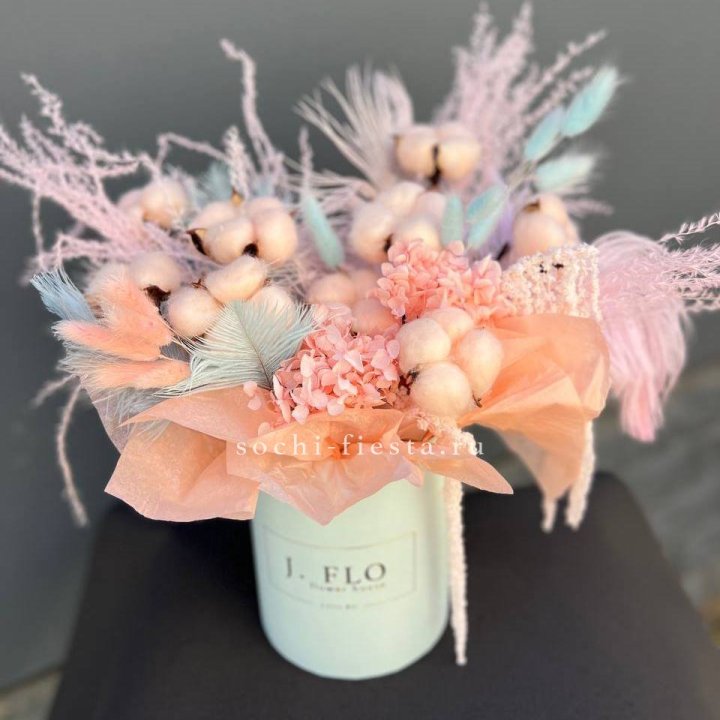 Авторский бокс с сухоцветами №3 в Адлере