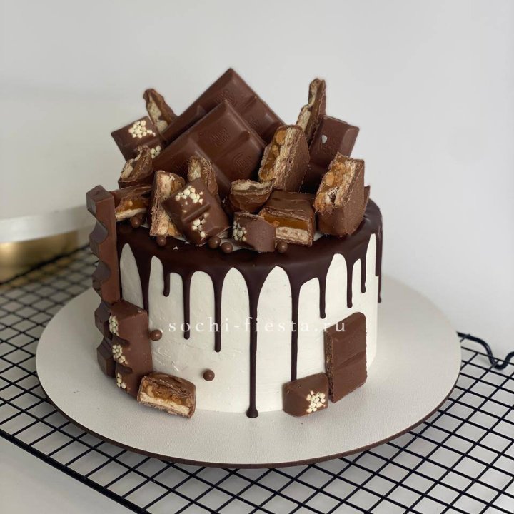 Торт "Бомба в шоколаде" в Адлере