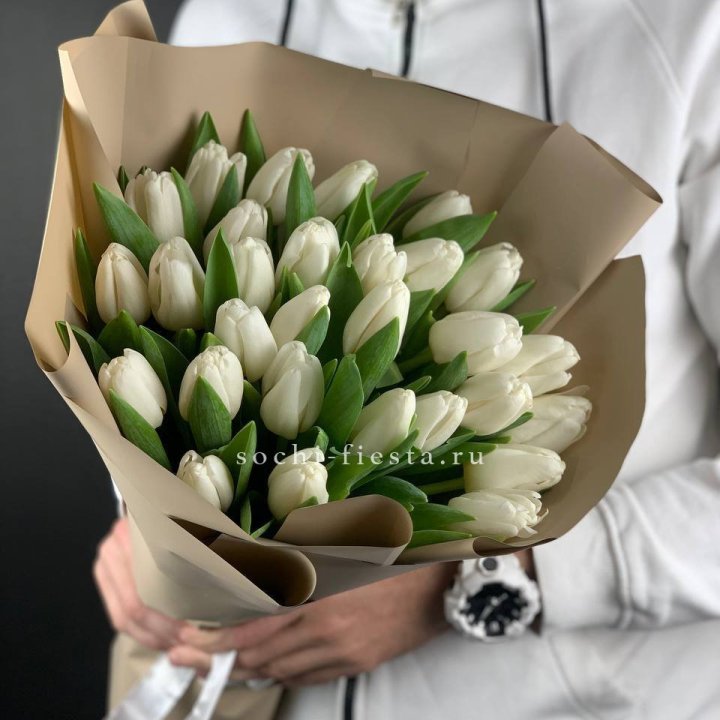 Букет из тюльпанов - количество на выбор в Адлере