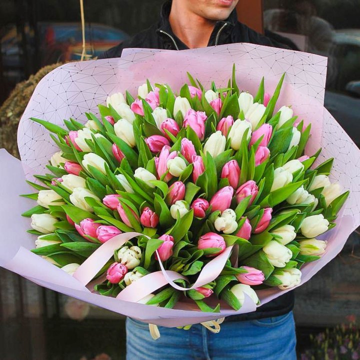 101 тюльпан микс в Адлере