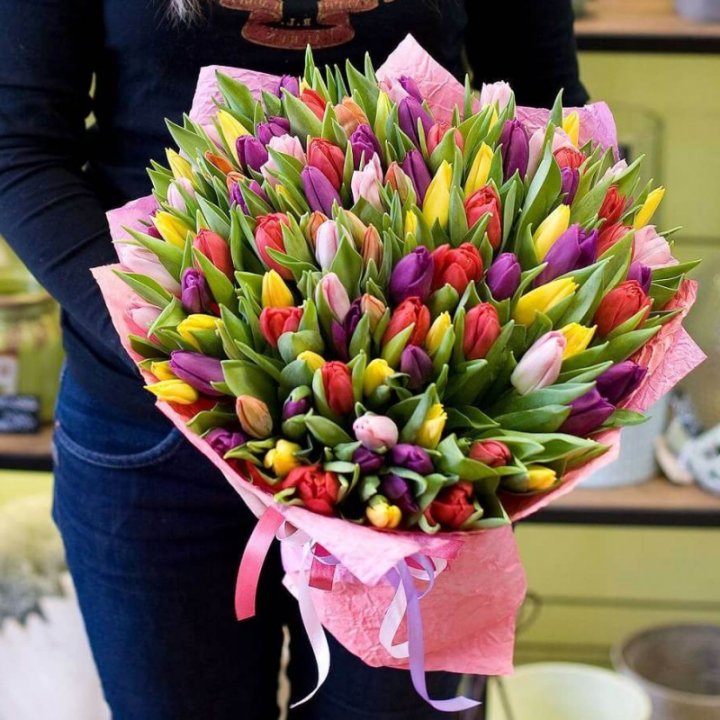 101 тюльпан "Джуси" в Адлере