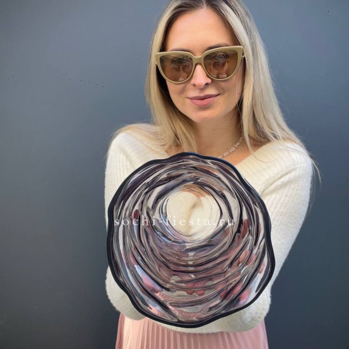 Стеклянная ваза №2 в Адлере