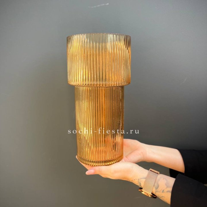 Стеклянная ваза №5 в Адлере